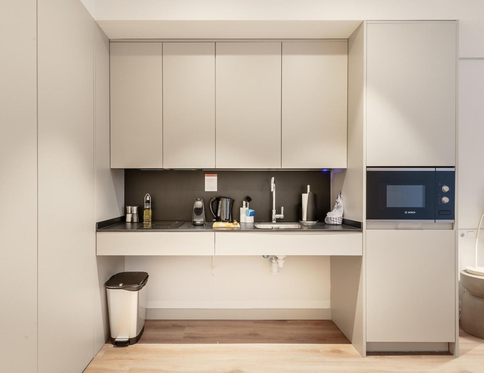 Limehome Madrid Calle De Juan Hurtado De Mendoza Eksteriør bilde